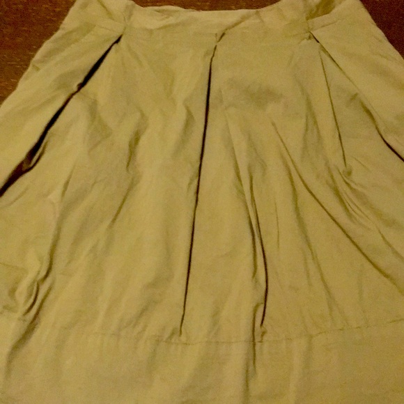 SKIRTS! - Picture 5 of 8